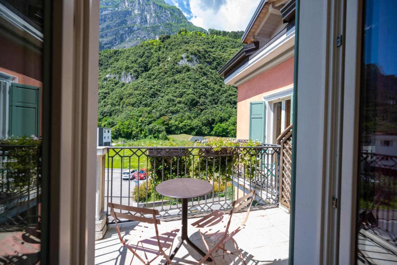 Villa Bellaria Riva del Garda Buitenkant foto